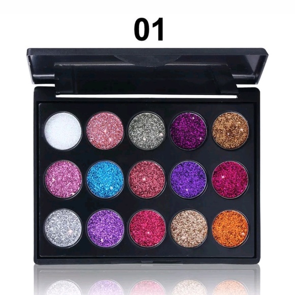LAST DAY! DONATING GLITTER Eyeshadow palettes - Picture 3 of 6